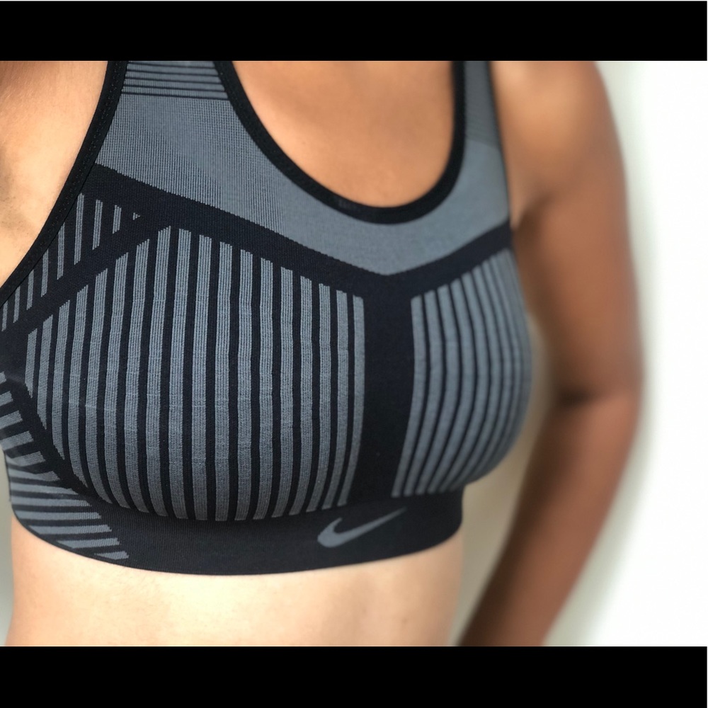 Nike Grey/Black Workout Sports Bra-Brand NEW!